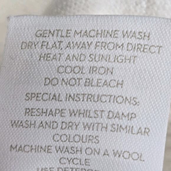 Boden Estella Sweater Womens Small Cat Person Ivory Embroidered Wool Cashmere - Picture 7 of 10